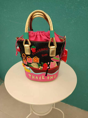 bucket bag